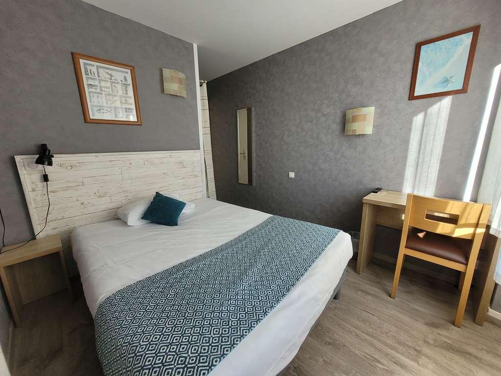 Brit Hotel Des Halles Concarneau Phòng bức ảnh