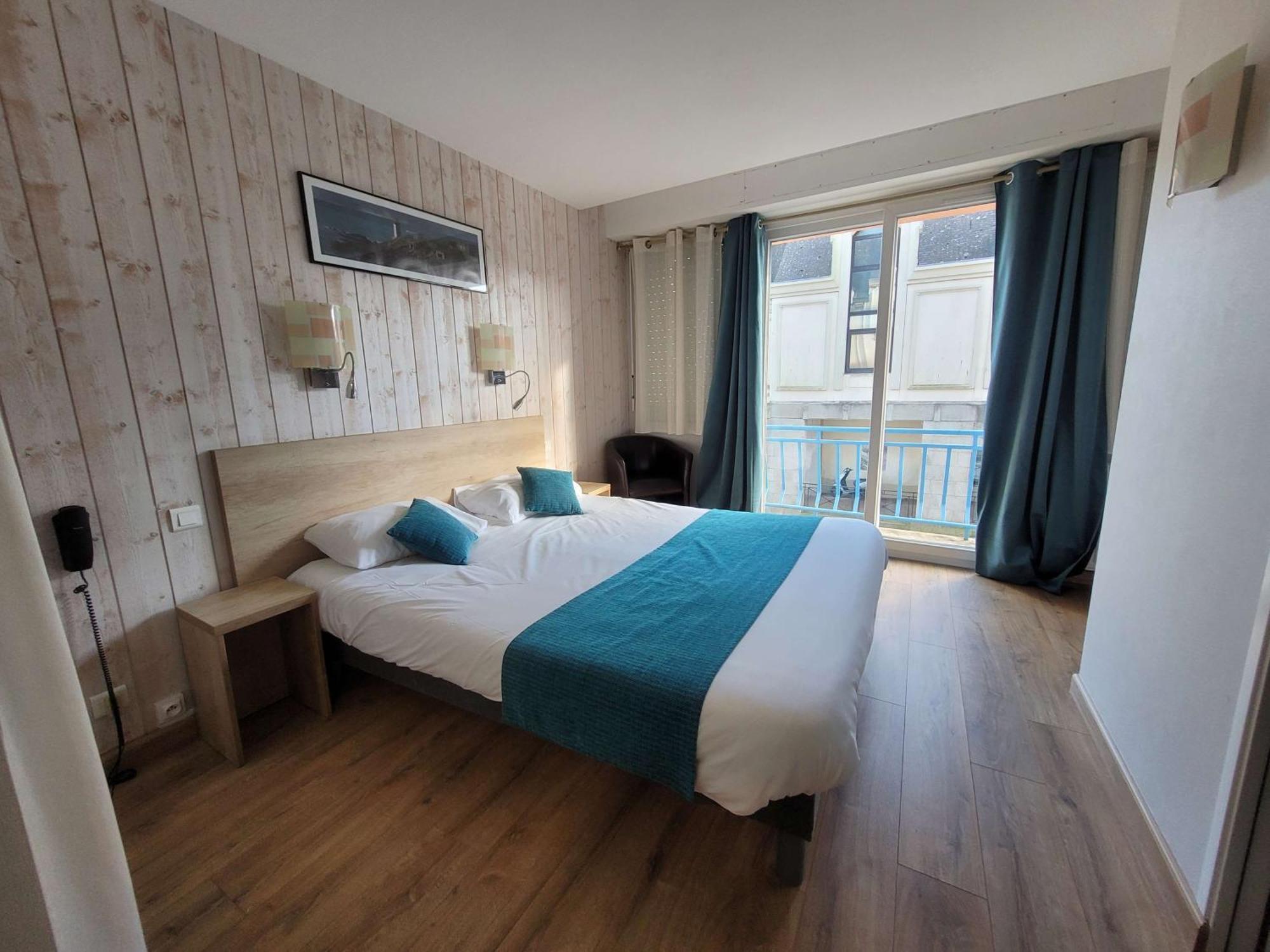 Brit Hotel Des Halles Concarneau Ngoại thất bức ảnh