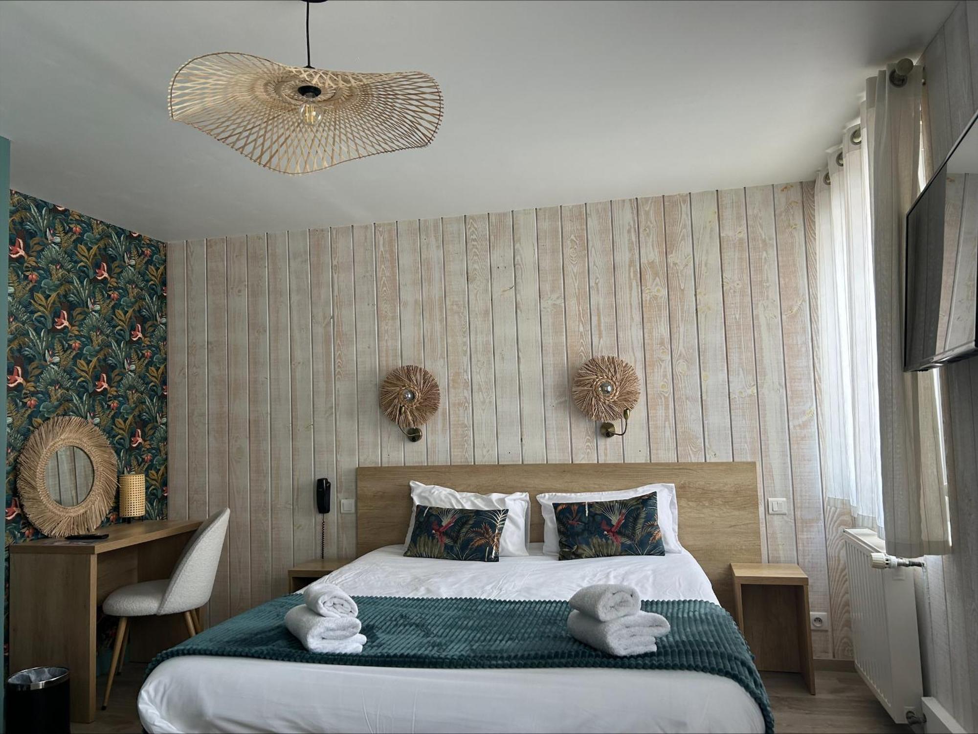 Brit Hotel Des Halles Concarneau Ngoại thất bức ảnh