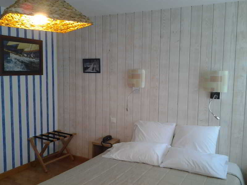 Brit Hotel Des Halles Concarneau Ngoại thất bức ảnh